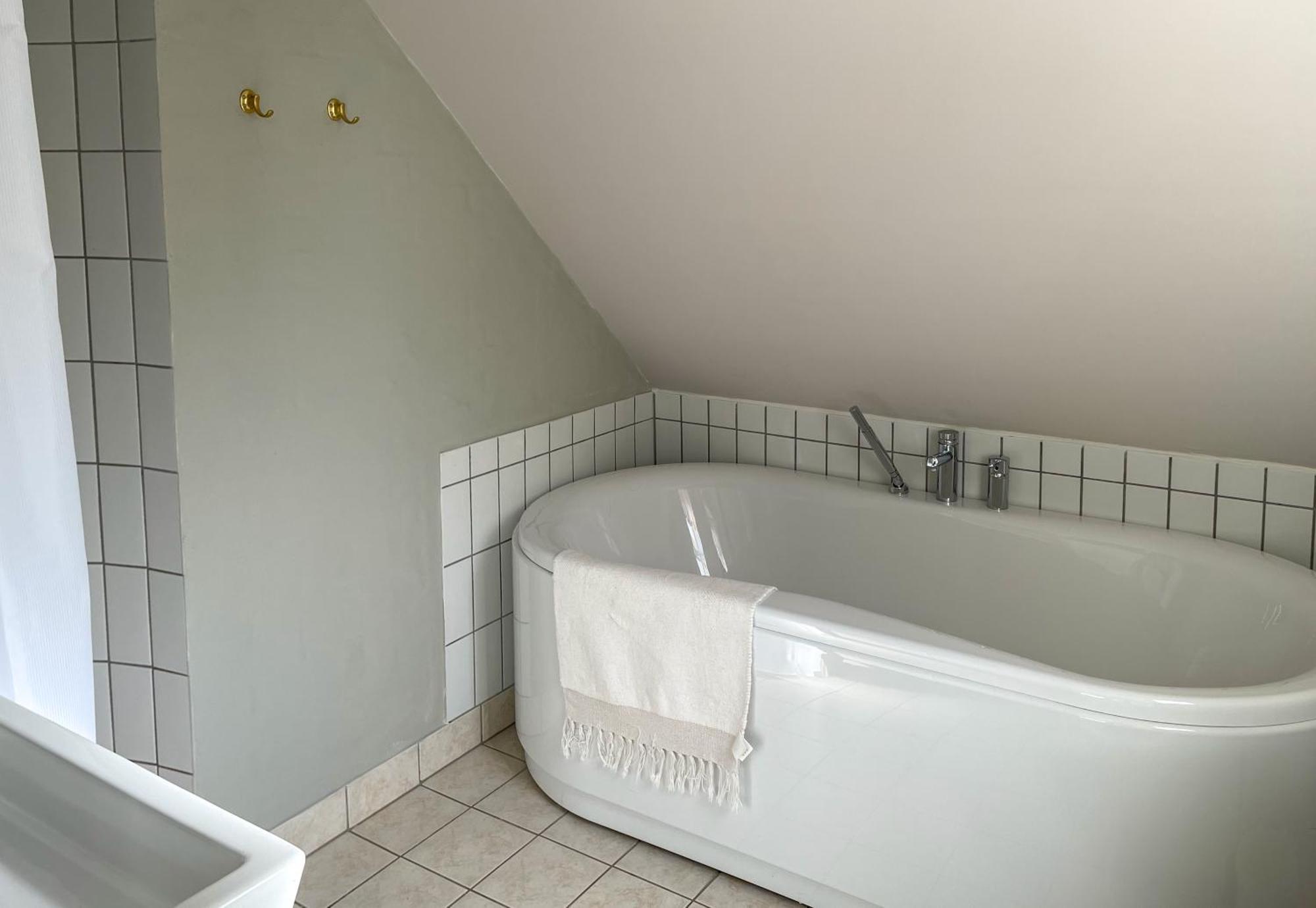 Hotel Strandgaarden Vesterø Havn المظهر الخارجي الصورة